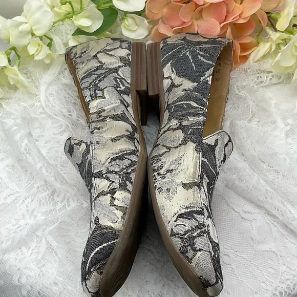 Naturalizer Kate Women’s Loafers Black and Cream Floral Pattern Flats Sz9 #0206 - Picture 7 of 11